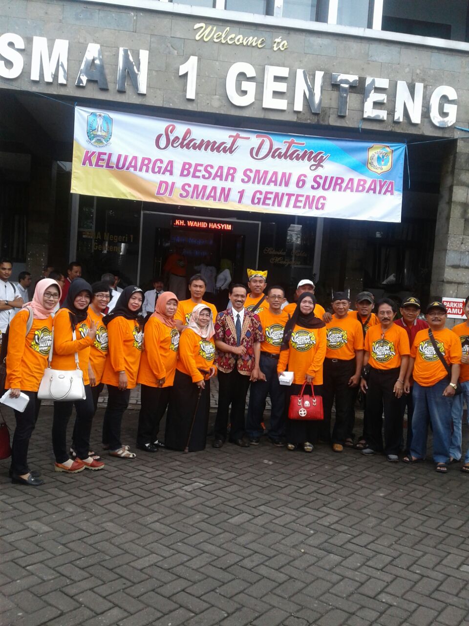 Kunjungan Keluarga Besar SMAN 6 Surabaya
